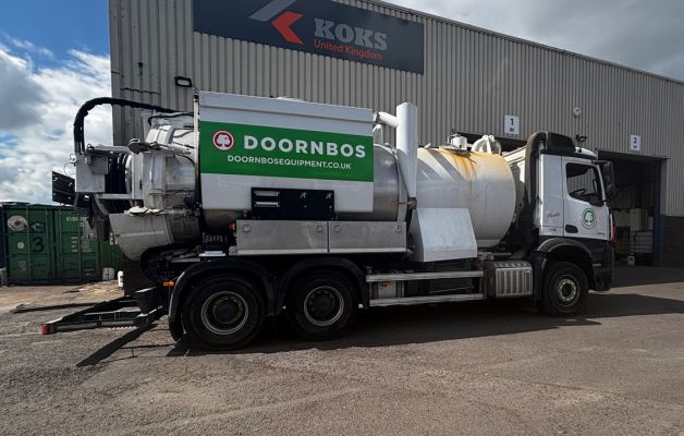 V-Force Combi vacuum truck on Mercedes chassis | Used